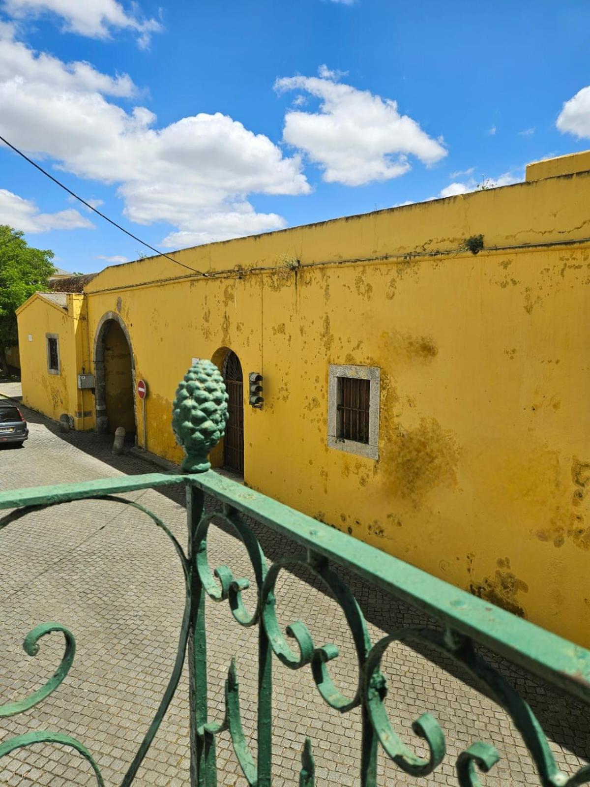 Alcamim Guesthouse Элваш Экстерьер фото